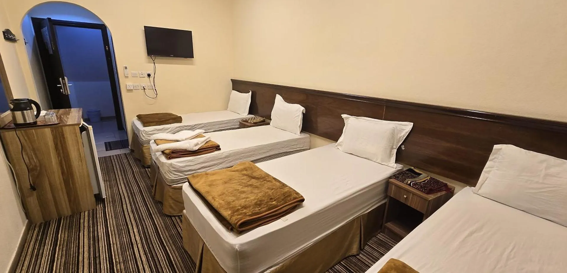 فندق ضيوف المقام واحد توصيل مجاني للحرم - Douof Al Maqam One Hotel Free Shuttle Service Mecca 0*,  Saudi Arabia