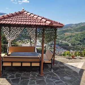 https://vila-zeni-zoto-private-room-featuring-panoramic-views.albaniahotels.net