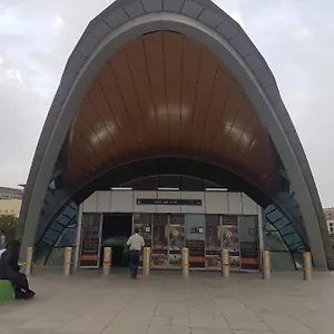 https://hostel-4season.hotel-dubai.com